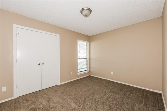 Building Photo - 516 E Lark Ct
