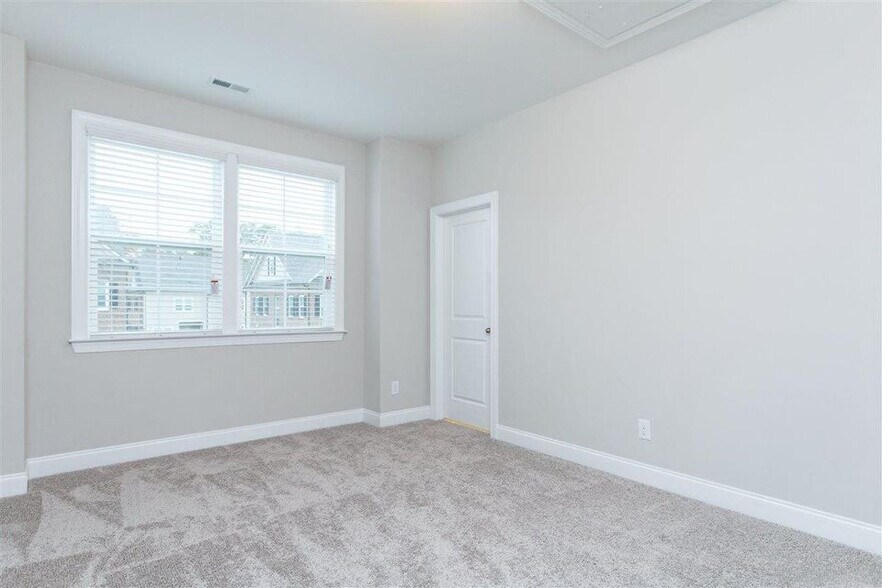 Building Photo - 831 Bankston Wds Wy