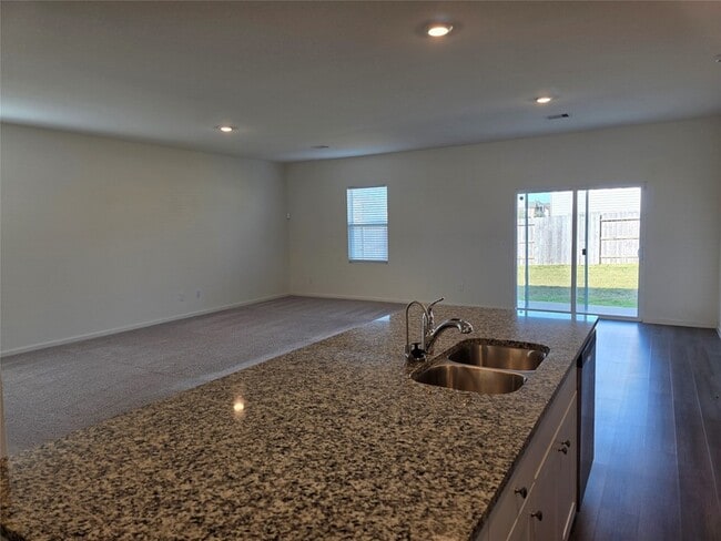 Building Photo - 5903 Grantgrala Dr
