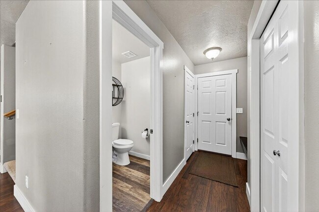 Building Photo - Beautiful NW Meridian Home with Privacy and Community Amenities