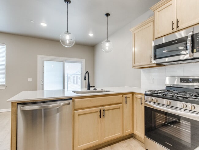 Building Photo - 10601 NW 23rd St