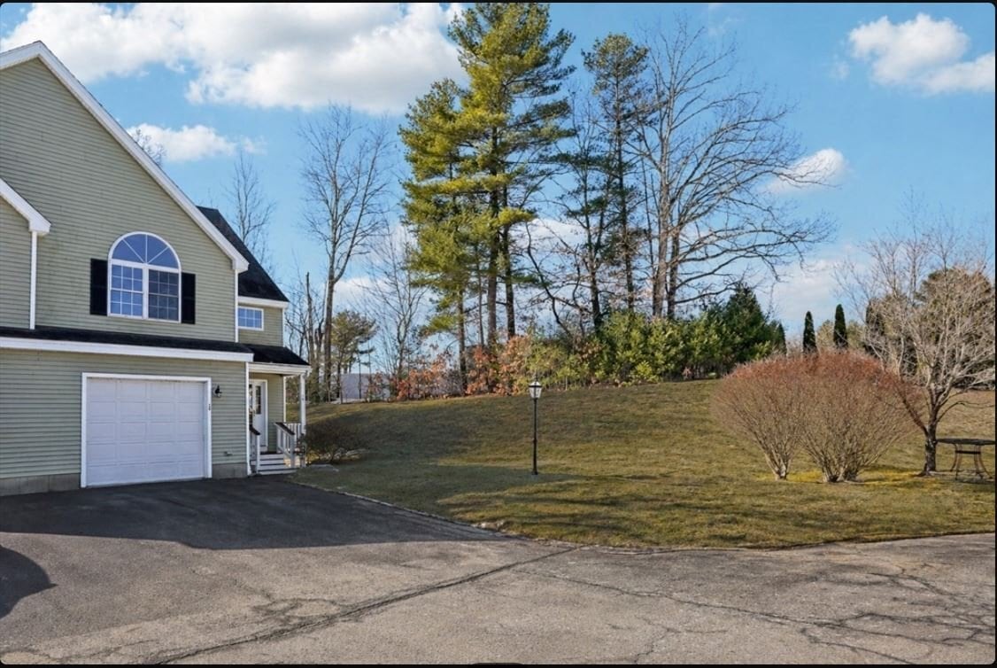 Building Photo - 18 Alden Dr