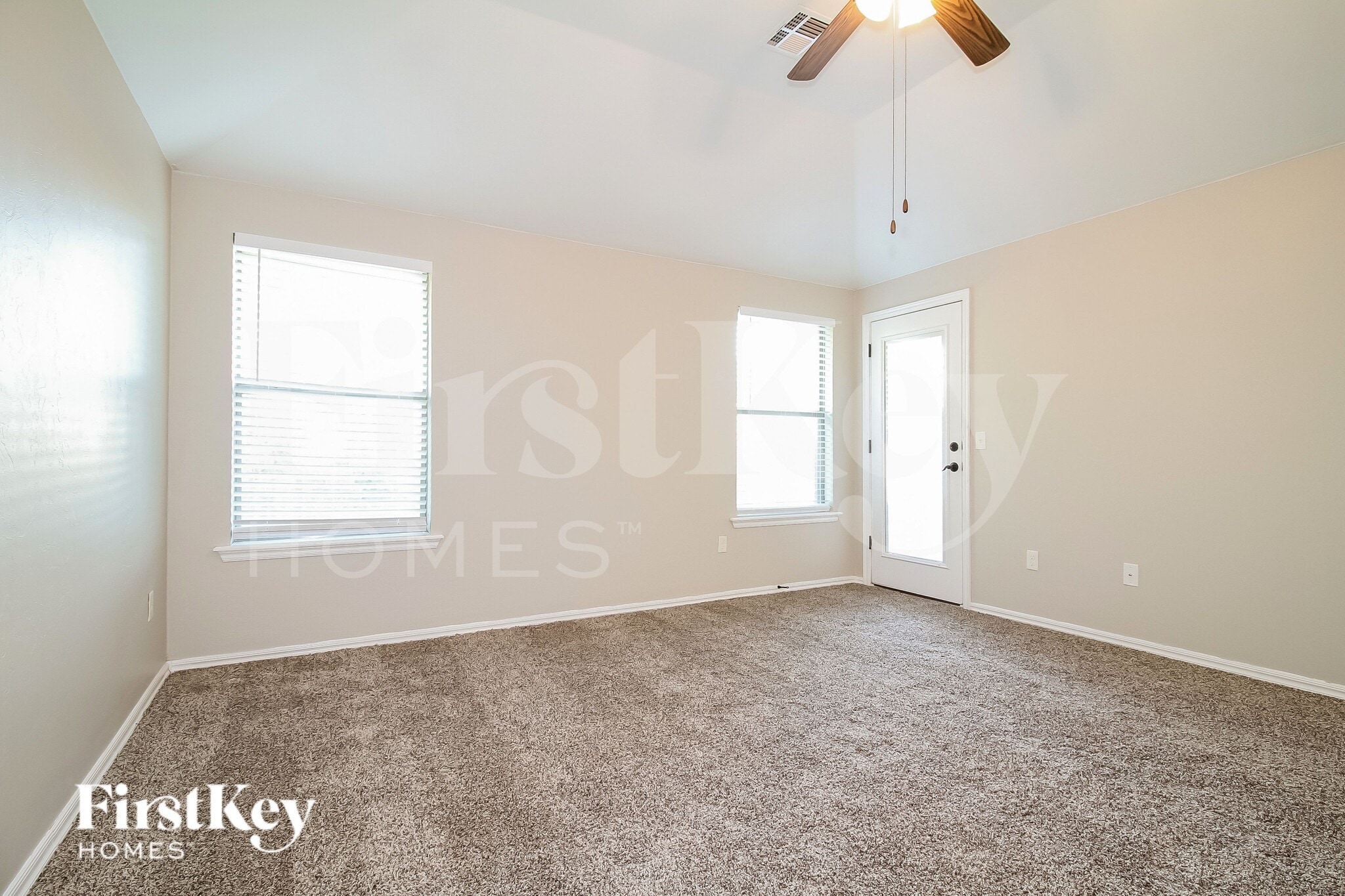 Building Photo - 4529 Oasis Ct