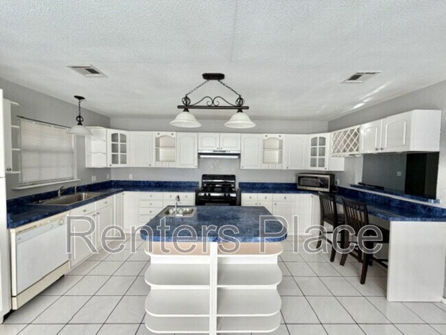 Building Photo - 444 West 147th Pl S