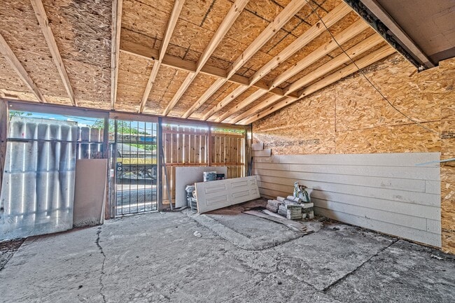 Building Photo - 12054 Beechnut St