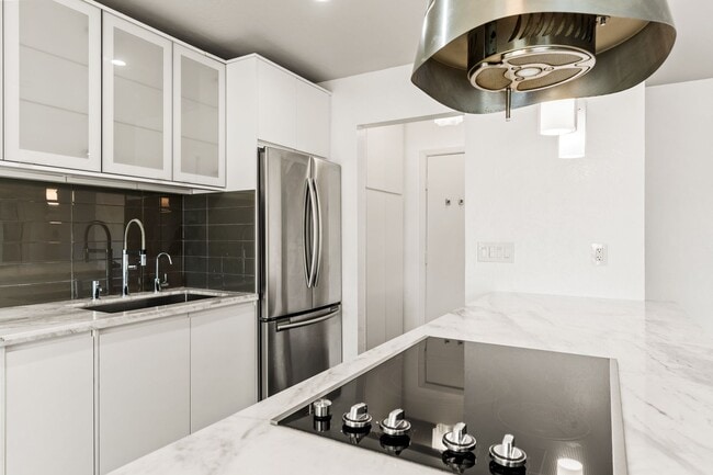 Building Photo - Modern Sanctuary with High-End Upgrades