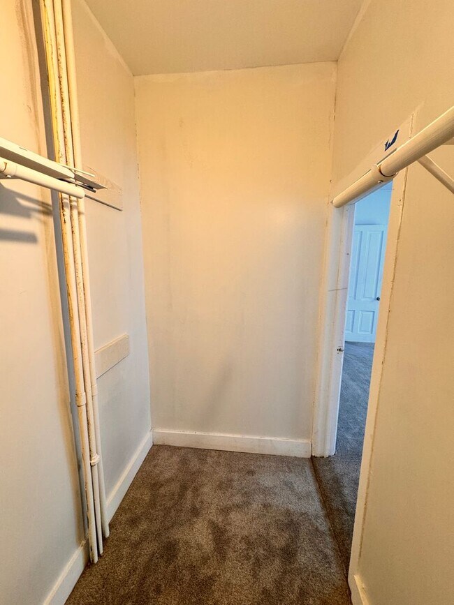 Building Photo - 310 Marshall Ave