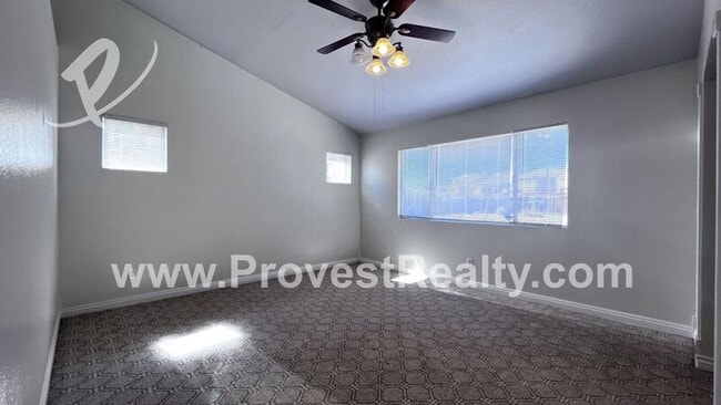 Building Photo - 15095 Laurelwood Pl