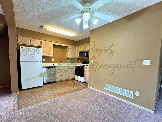 Building Photo - 505 NE 1st St