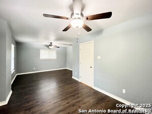 Building Photo - 814 Finale Ct