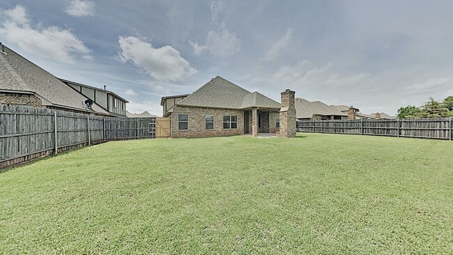 Building Photo - LUXURY 4 Bedroom 2.5 Bathroom Home in Lone Oak Lakes Deer Creek Schools- Gated Community