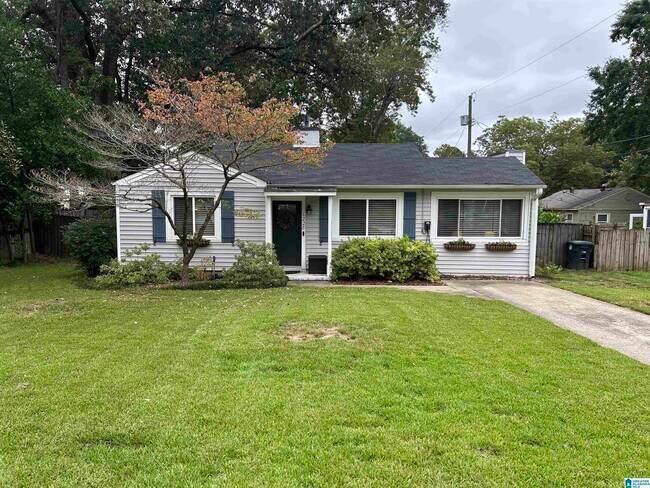 Primary Photo - 1228 Browning Ave