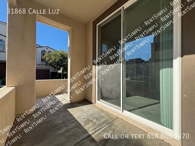 Building Photo - 31868 Calle Luz