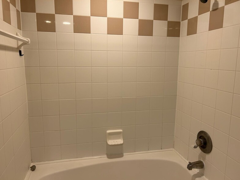 Building Photo - 14929 Arbor Springs Cir
