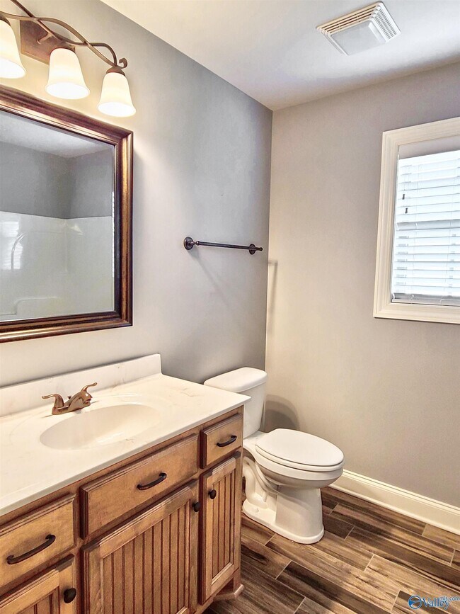 Building Photo - 13735 Callaway Dr