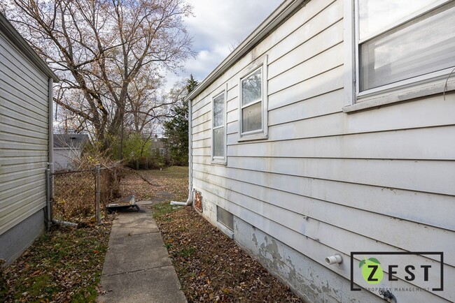 Building Photo - OPEN HOUSE SATURDAY JANUARY 4th 12pm to 12...