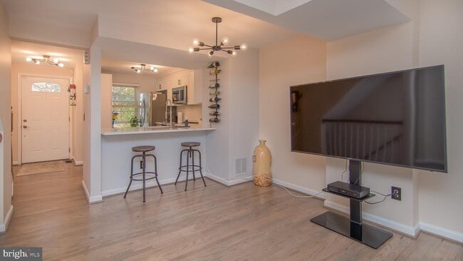 Building Photo - 2858 New Providence Ct