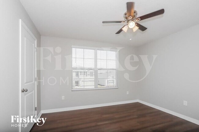 Building Photo - 522 Calico Scallop St