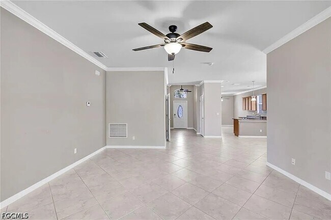 Building Photo - 13092 Silver Thorn Loop