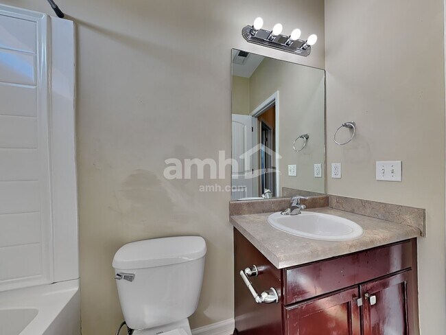 Building Photo - 26 Bay Willow Ct