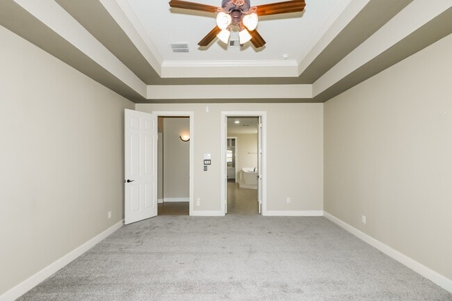 Building Photo - 3909 Pebble Brook Dr