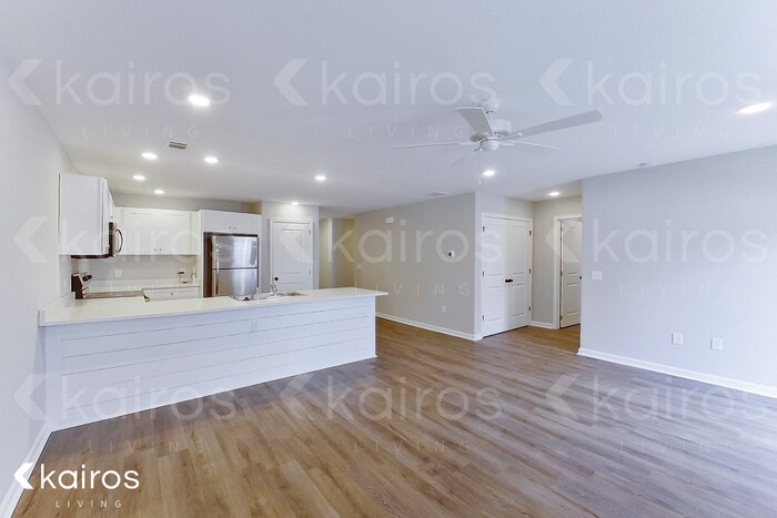 Building Photo - 15 Bungalow Cir