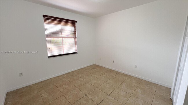 Building Photo - 3001 SW 156th Ave