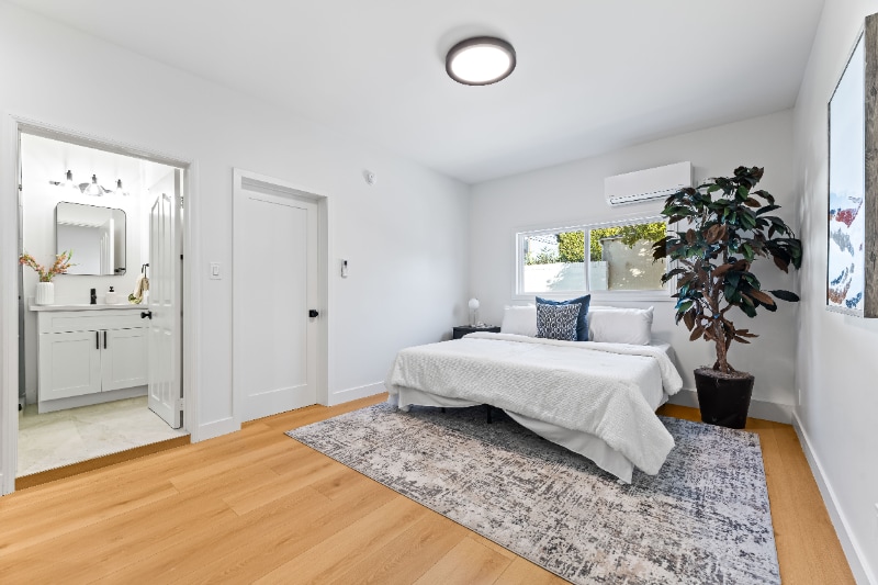 Building Photo - 8509 Naylor Ave