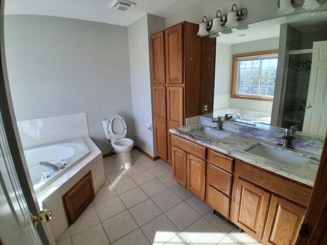 Building Photo - 2972 Eagle Valley Dr