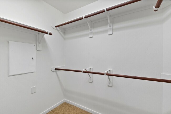 Building Photo - Charming Missouri City house in Sienna Com...