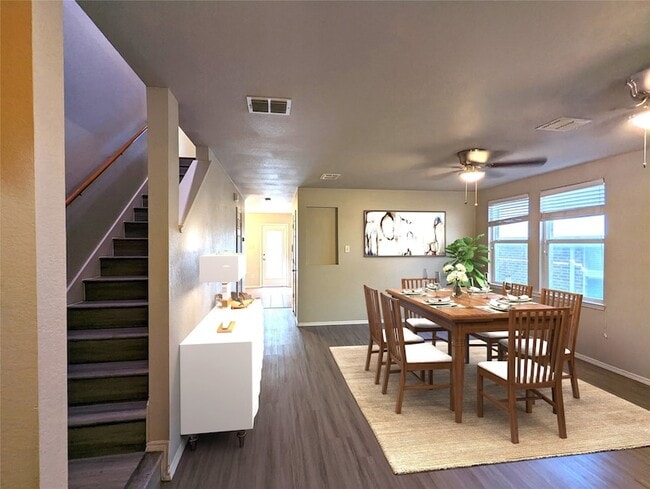 Building Photo - 9898 Dartmouth Dr