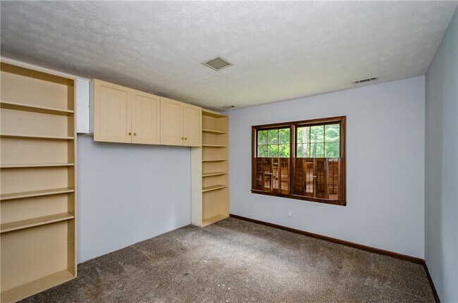 Building Photo - 3579 Midvale Forest Ct