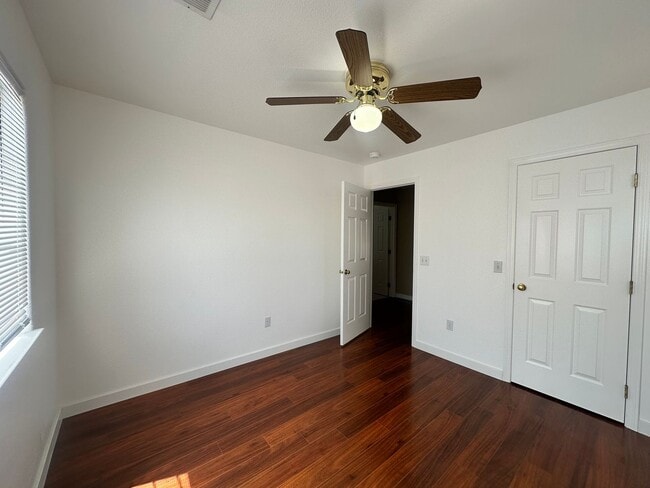 Building Photo - 5730 W Monte Verde Ct