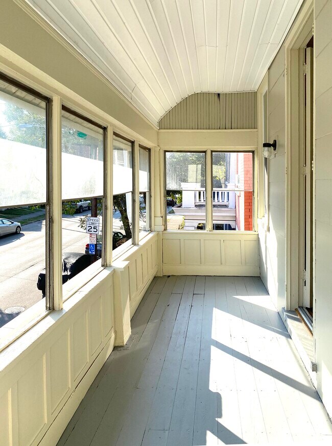 Balcony - 1911 Scott Blvd