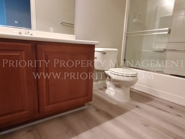 Building Photo - ~BEAUTIFUL ELKHORN HIGH NOON CONDO! FRESHL...
