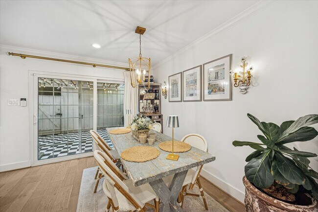 Building Photo - 5822 Doliver Dr