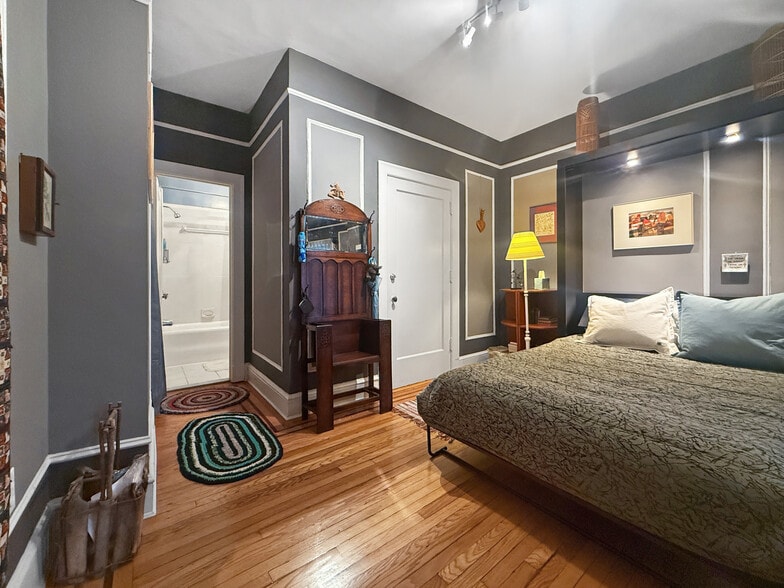 Building Photo - 1613 Harvard St NW