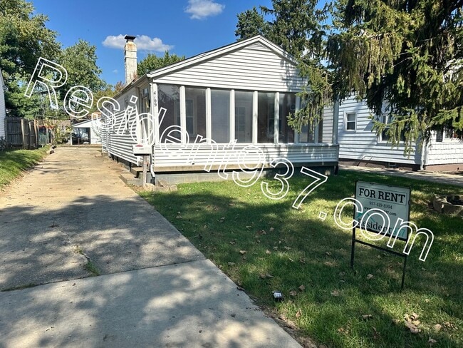Primary Photo - 2 Bed 1 Bath