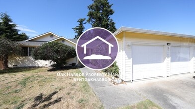 Building Photo - 3 Bed 2 Bath - Ideal Location - Pet Friendly - NAS Whidbey
