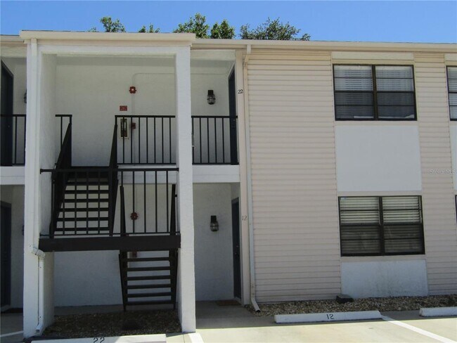 Primary Photo - 3102 W Horatio St