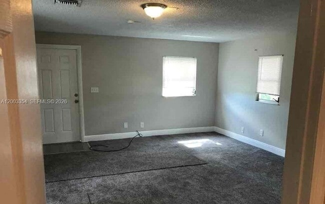 Building Photo - 4882 Pine Cone Ln