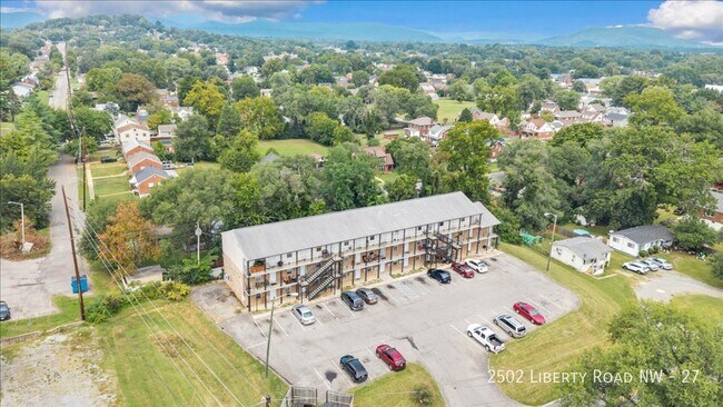 Building Photo - 2502 Liberty Rd NW