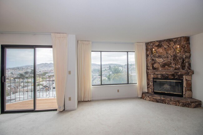Building Photo - Spacious 3 Bed/2 Bath Flat with Stunning City Views | AMSI | Alexandr Metlinski