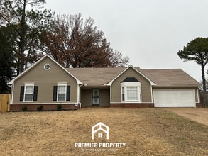 Building Photo - 7082 Farmhouse Dr