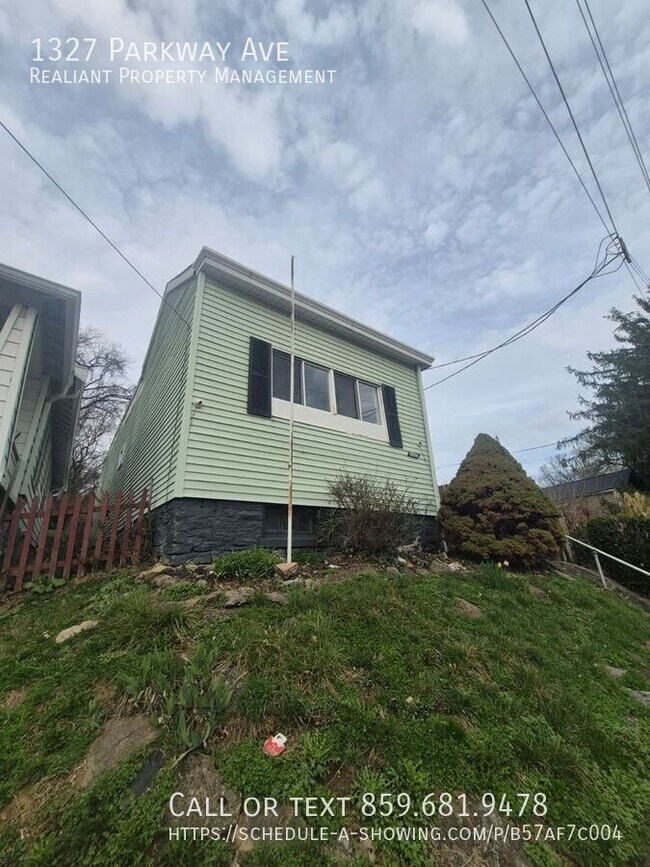 Building Photo - 1327 Parkway Ave