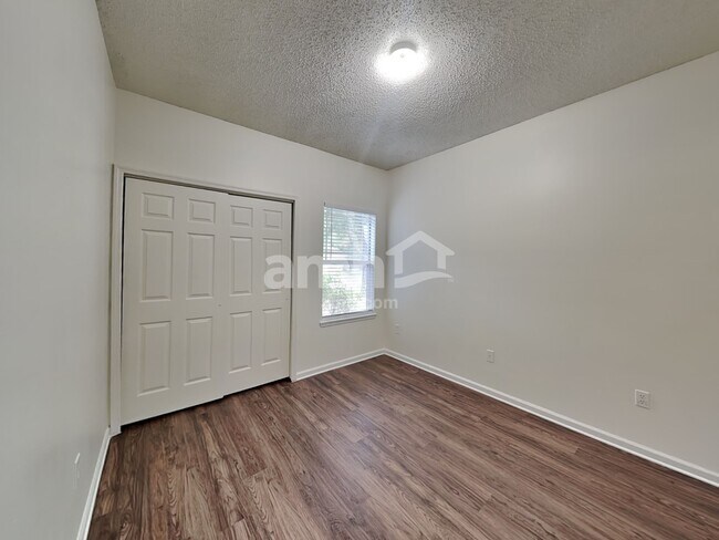 Building Photo - 6628 Morse Glen Ln