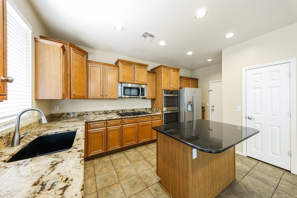 Building Photo - 27301 N 86th Ave