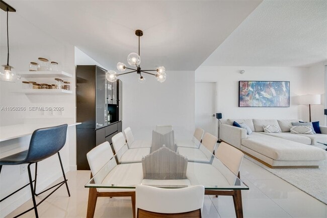 Building Photo - 488 NE 18th St