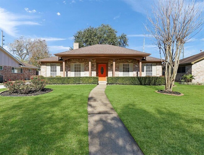 Primary Photo - 14006 Briarworth Dr