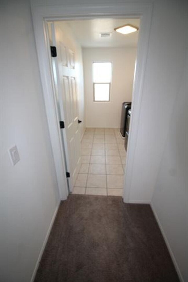 Building Photo - STUNNING 4-Bedroom + Den Home in Gladden Farms!!!!! SOLAR PANELS!!!